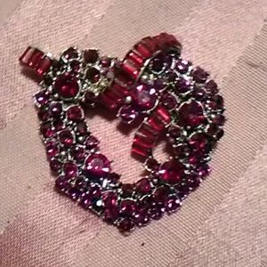 Valentines heart pin